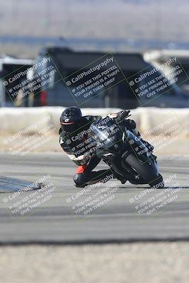 media/Sep-20-2025-Race Pace (Sat) [[d4e1b33f4d]]/Verified/Turn 2 (920am)/